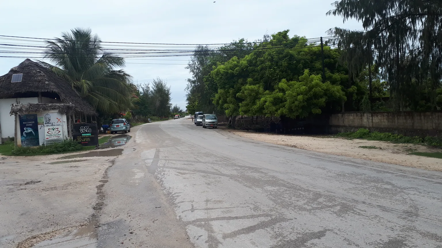 Rua e zona local de Paje em Zanzibar
