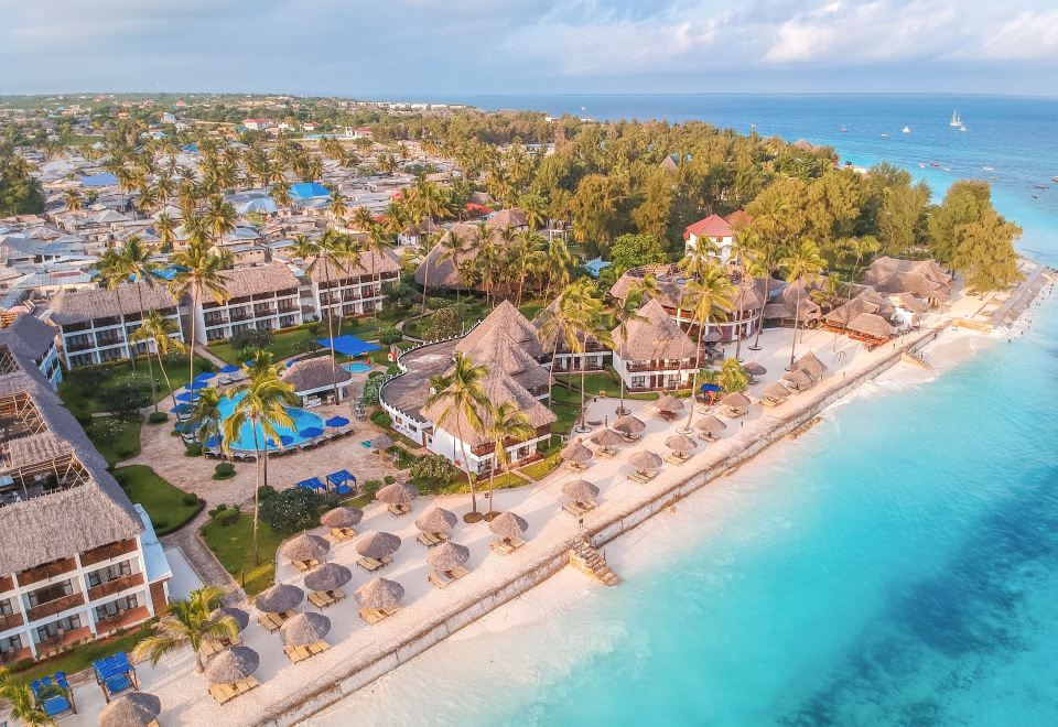 Resort de praia em Nungwi usado como referencia visual para estadias em Zanzibar