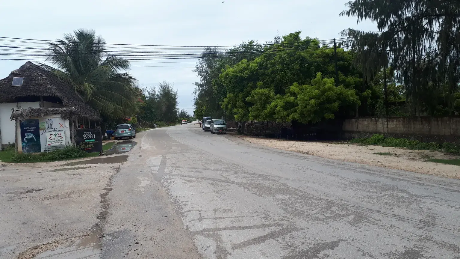 Rua e zona local de Paje em Zanzibar